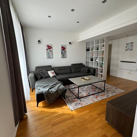 Urban Haven Sarajevo Apartment ภายนอก รูปภาพ